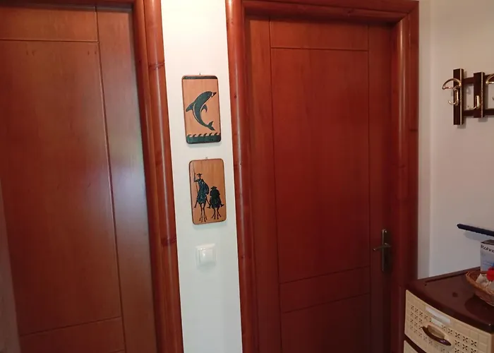 Lefkas House With Garden *